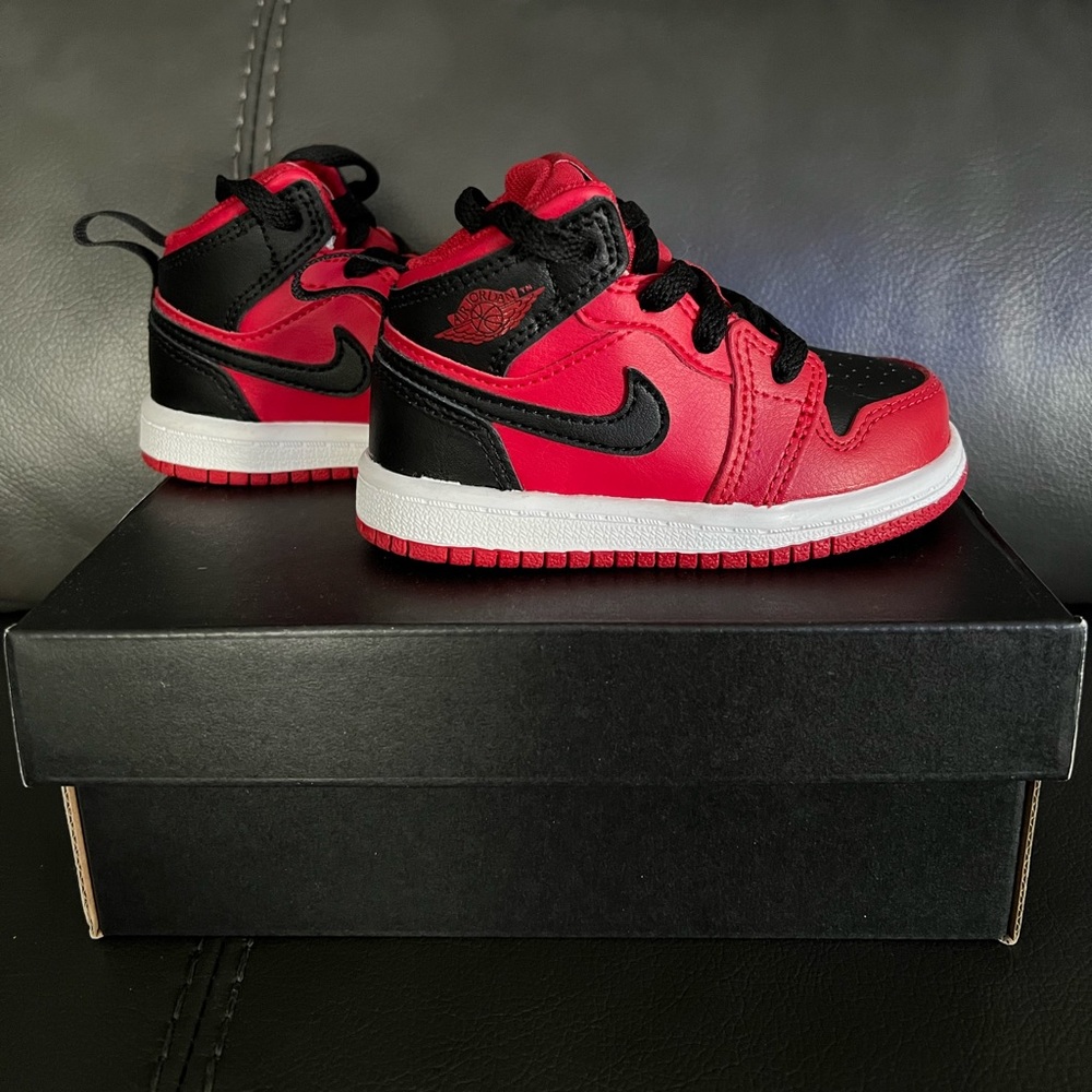Jordan 1 Mid (TD)